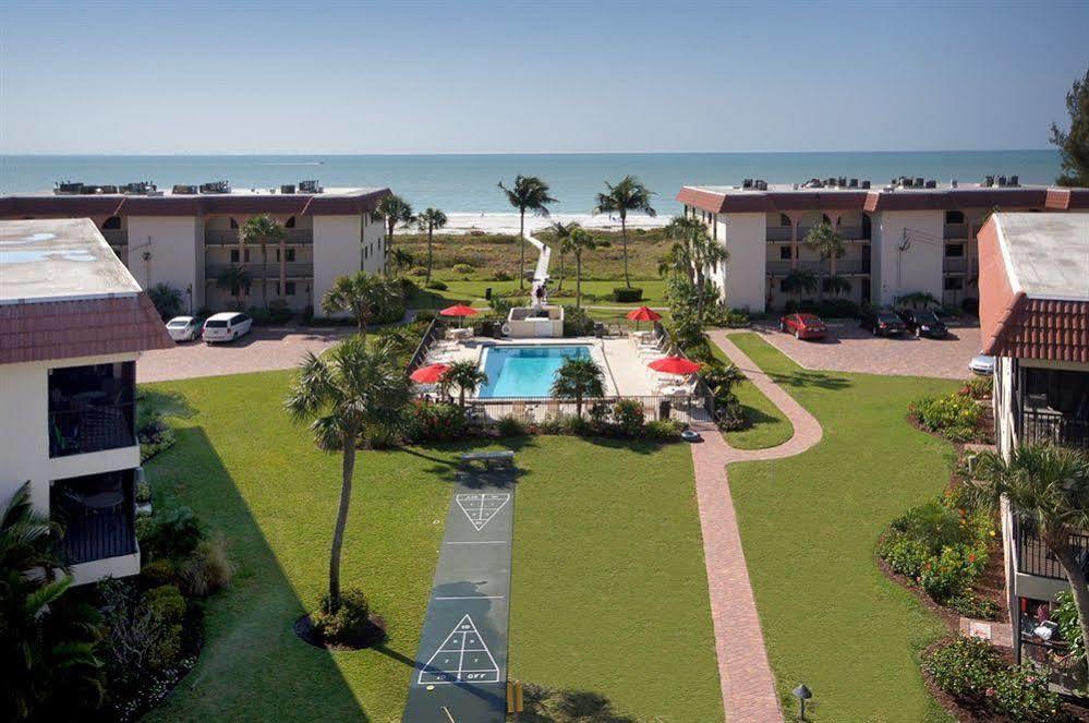 Sandalfoot Beachfront Condominium Sanibel Exterior photo
